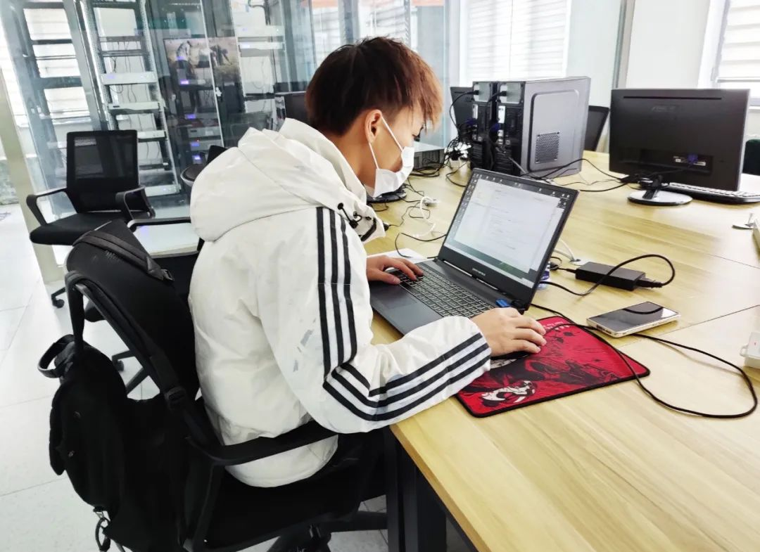 服务客户，918博天堂(中国)人是认真的!